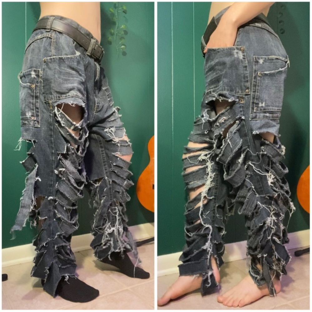 SOLD - APOCALYPSE Extremely Distressed Baggy 6 Pocket Denim Jeans D.I.Y - Picture 5 of 10